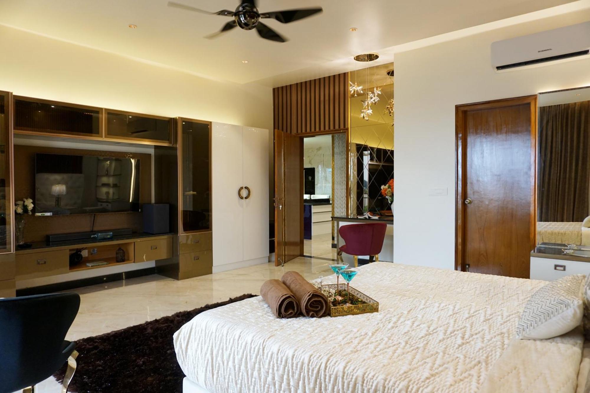 The Pentouz On 100 Feet Road Indiranagar - An Urban Luxury Retreat Apartment Бангалор Екстериор снимка