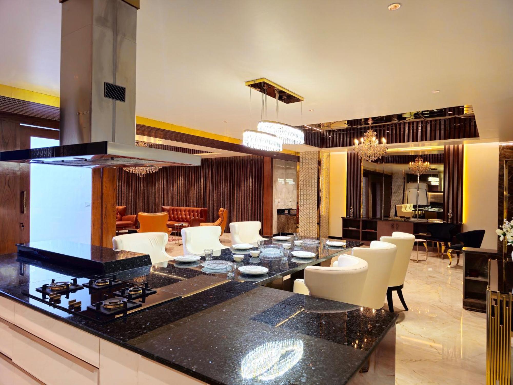 The Pentouz On 100 Feet Road Indiranagar - An Urban Luxury Retreat Apartment Бангалор Екстериор снимка