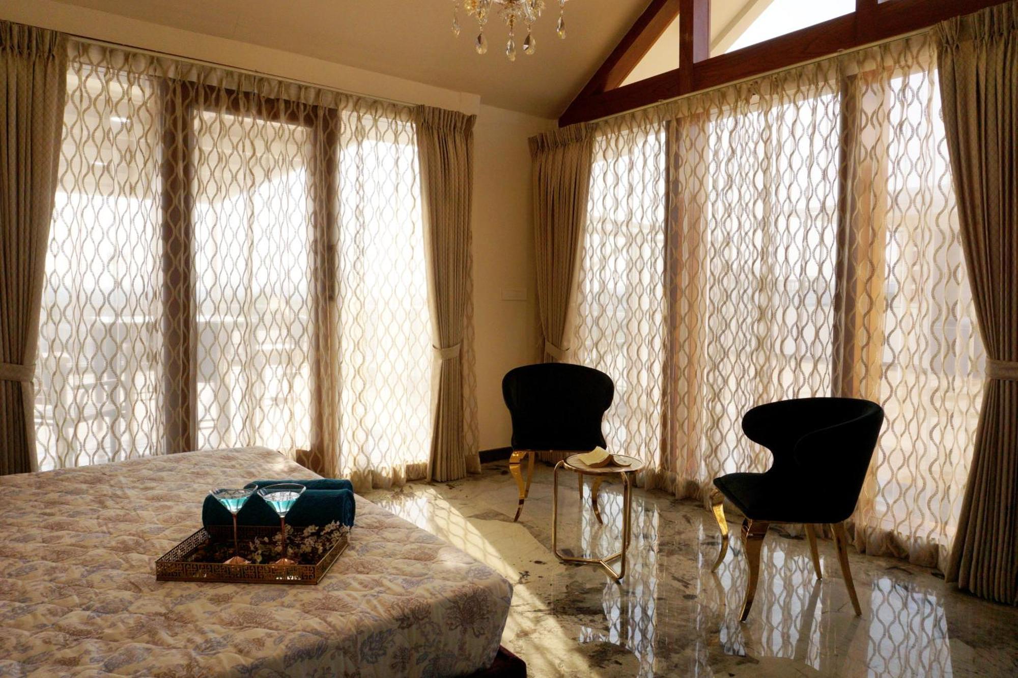 The Pentouz On 100 Feet Road Indiranagar - An Urban Luxury Retreat Apartment Бангалор Екстериор снимка
