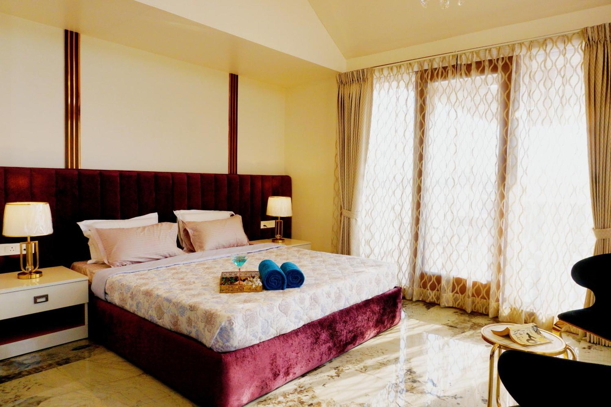 The Pentouz On 100 Feet Road Indiranagar - An Urban Luxury Retreat Apartment Бангалор Екстериор снимка